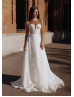 2-in-1 Wedding Dress With Detachable Tulle Skirt